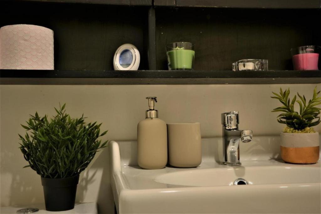 Peaceful, Lovely And Modern, Entire House Edinburgh Ngoại thất bức ảnh